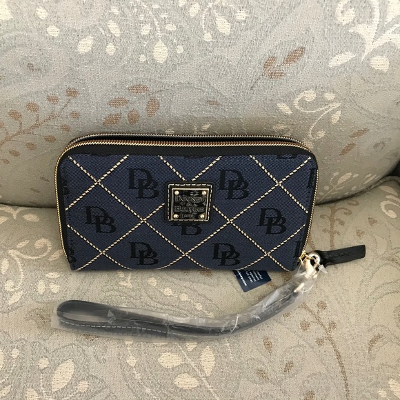 DB Cotton Quilt Zip-Around Phone Wristlet/NavyBlk - Picture 1 of 5